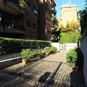 Bed & Breakfast Viale Dei Colli Portuensi 589, Roma